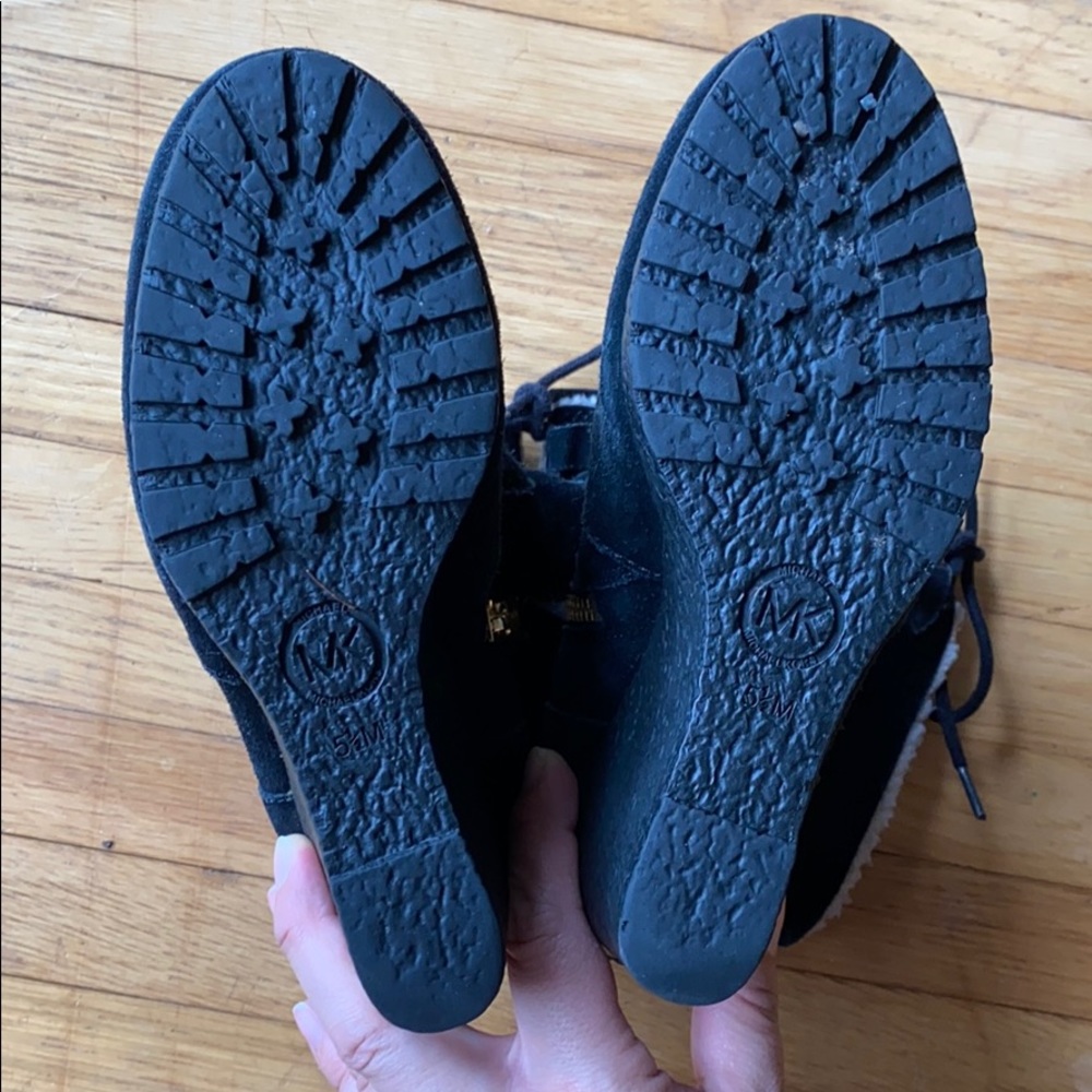 COPY - Michael Kors suede booties - Picture 6 of 6